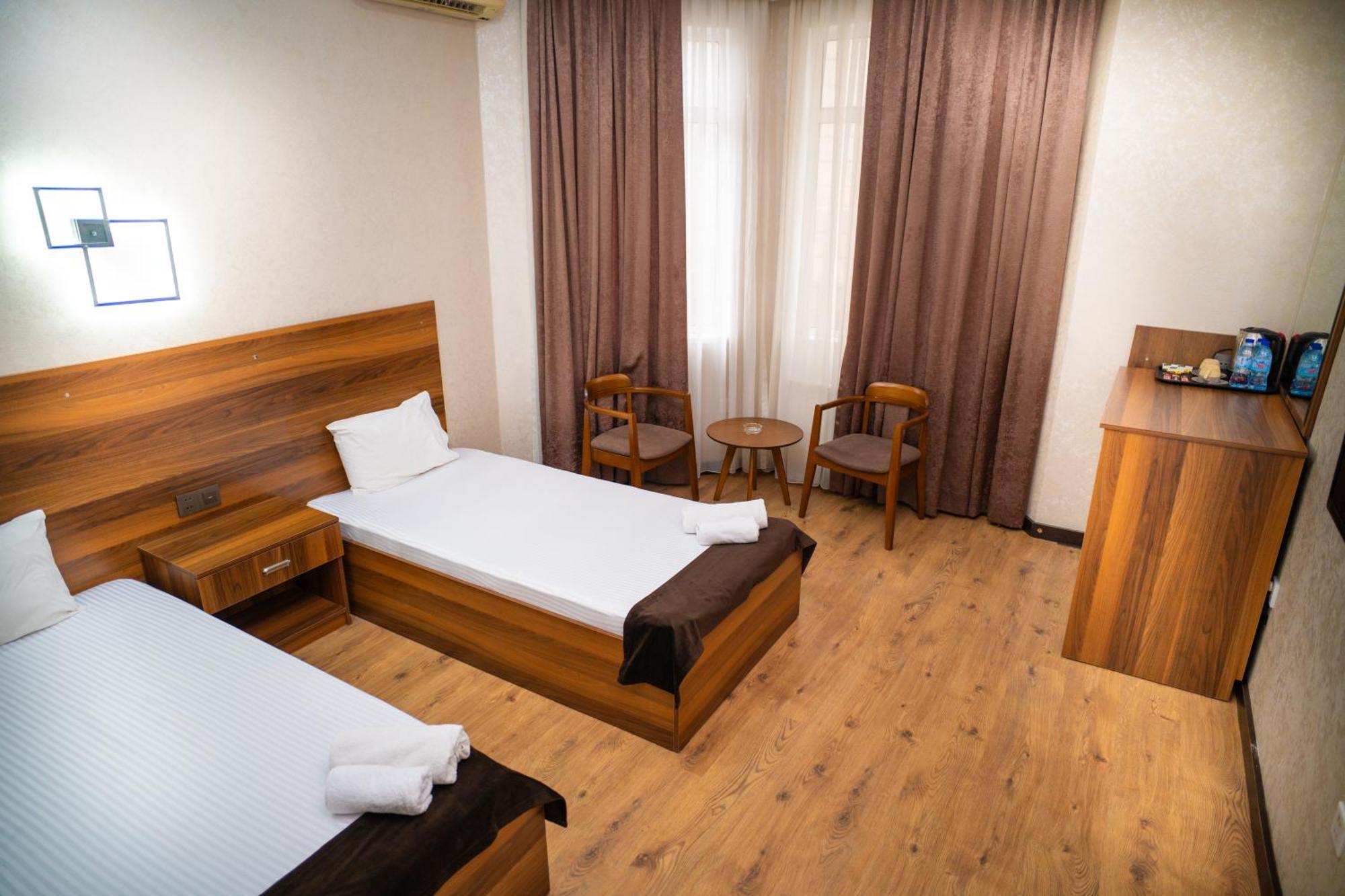 Consul Hotel