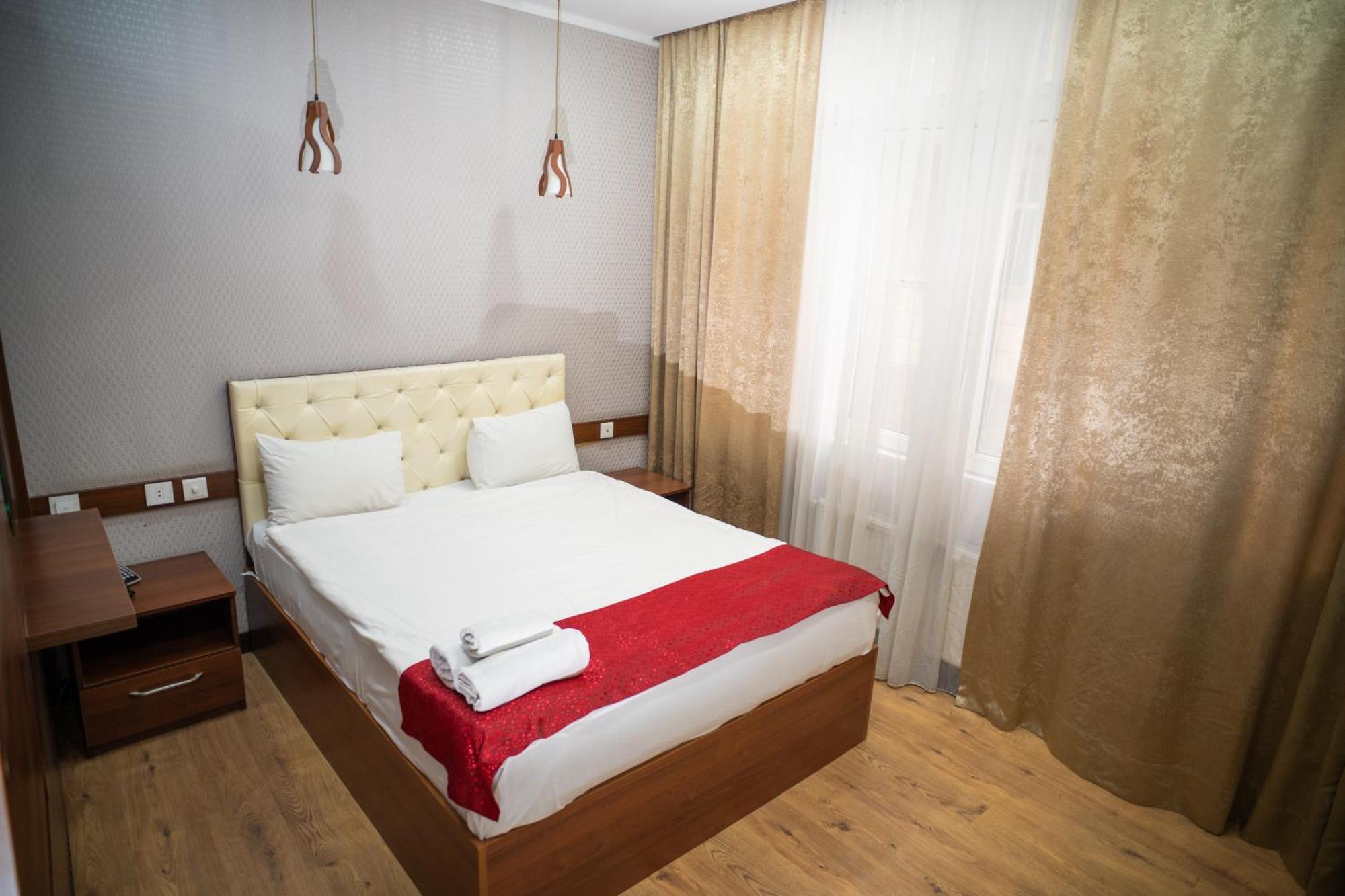 Hotel Consul